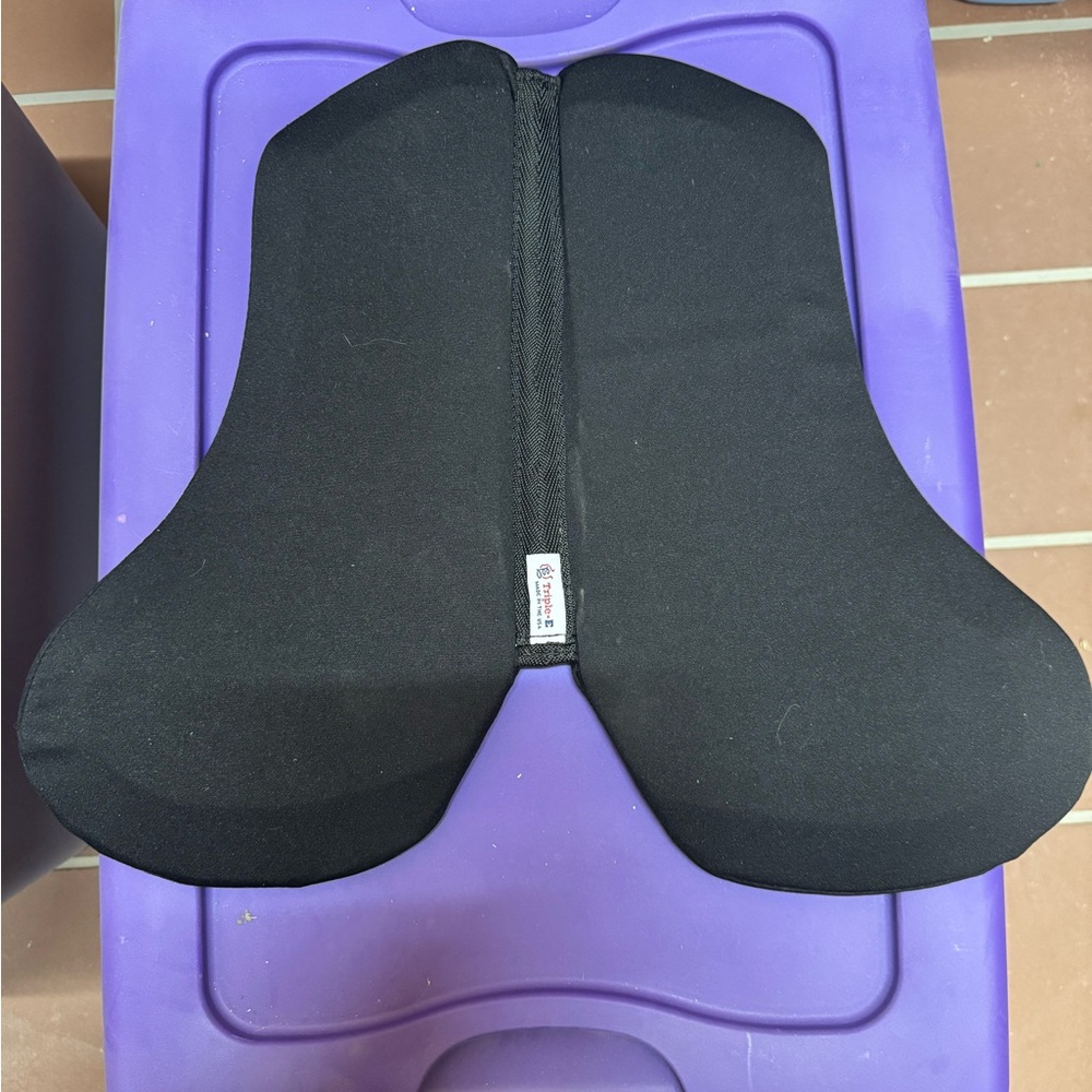 Triple E Black Shoulder Bridging Pad - Picture 3 of 6